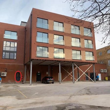 Modern City Apartment Hemel Hempstead Exterior photo